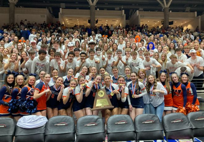 Wakeland Volleyball Team Wins State Championship